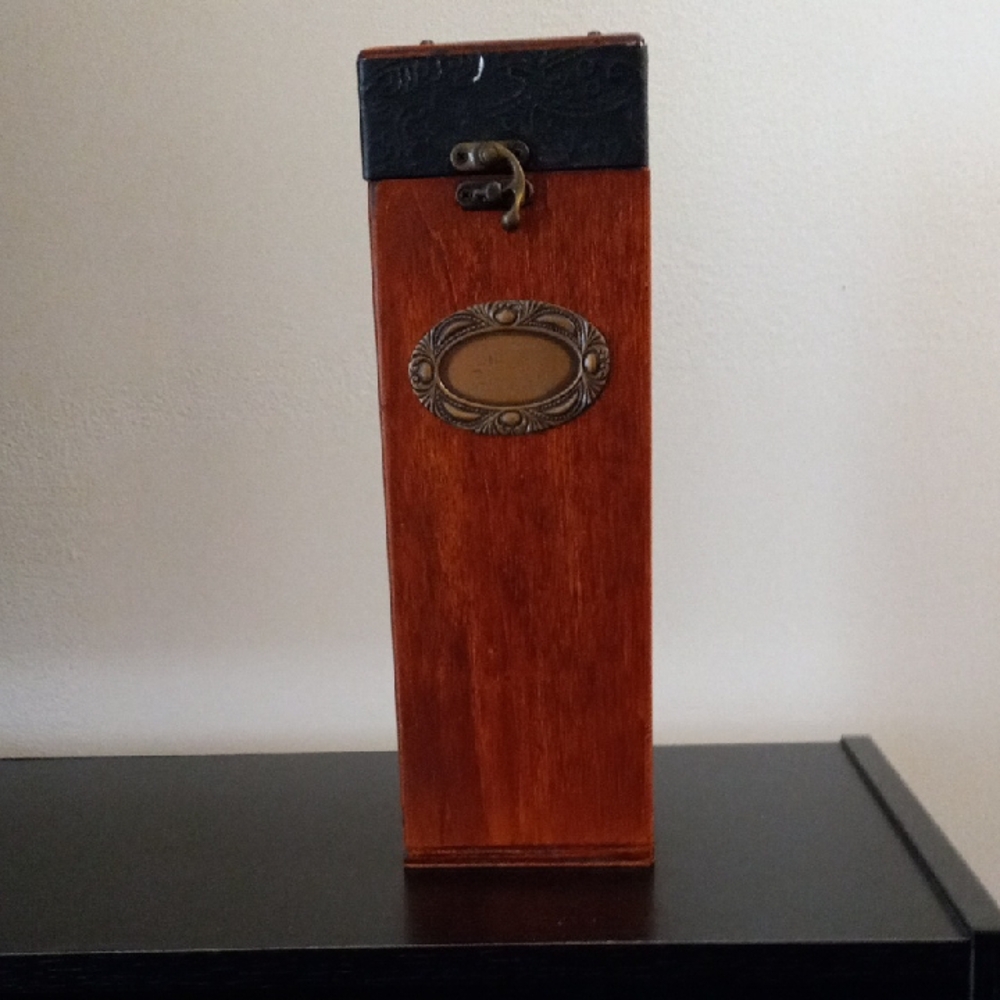 Wine Bottle Decorative Wood Box 750ml